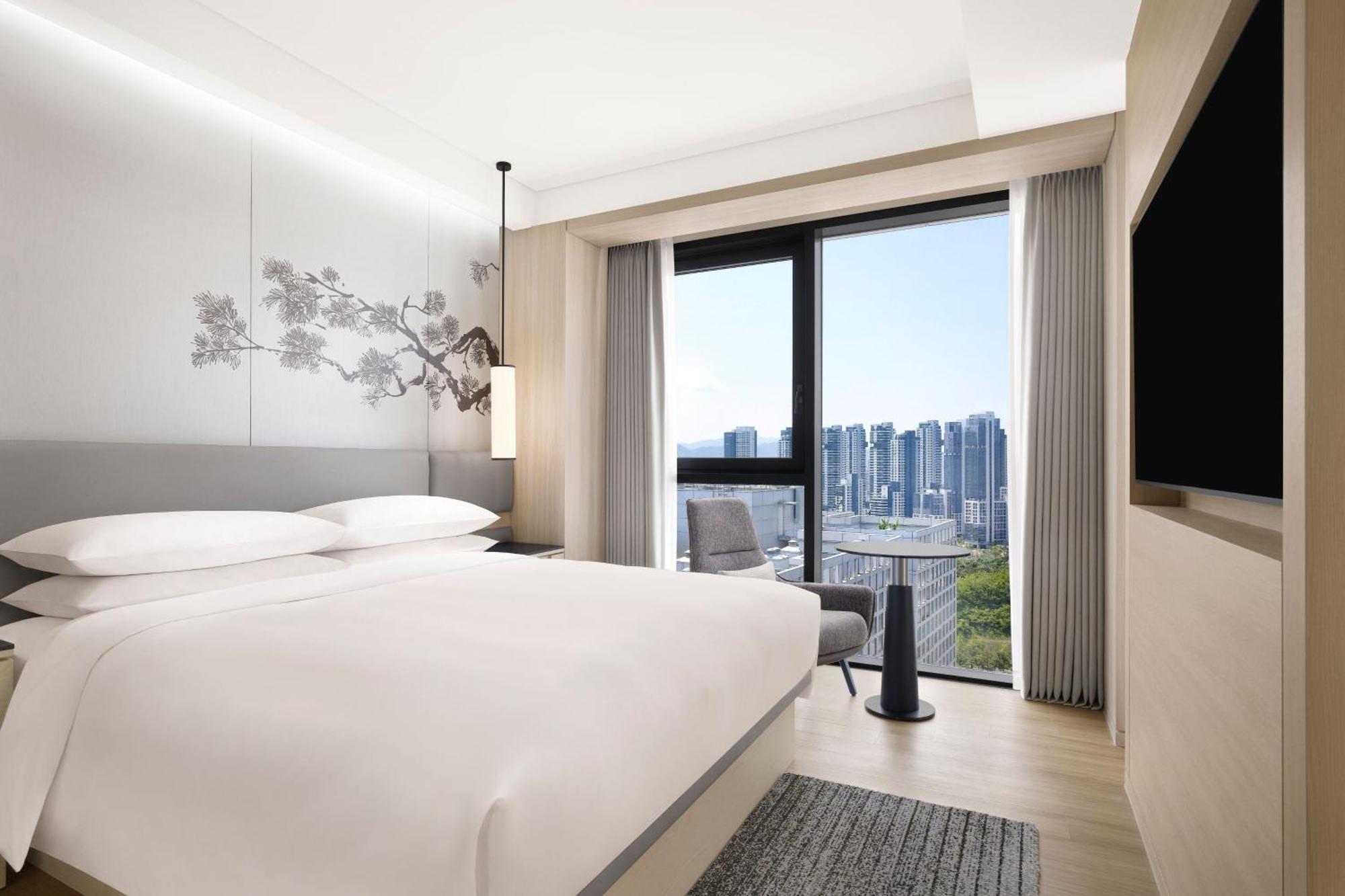 Courtyard By Marriott 4*